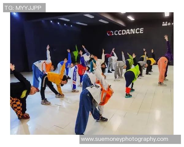 深圳街舞队区域防守战术解析与街舞文化的深度融合